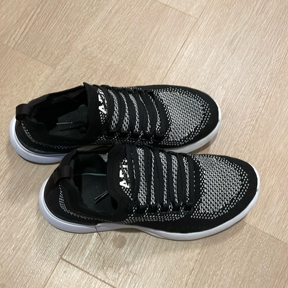 APL knit Techloom bliss shoes black and white - Picture 1 of 4